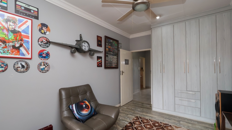 3 Bedroom Property for Sale in The Coves North West